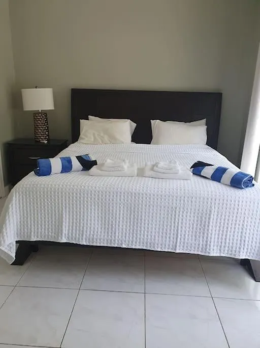 Townhouse By The Bay, Little Bay Country Club ,Negril Villa Orange Bay Holiday home