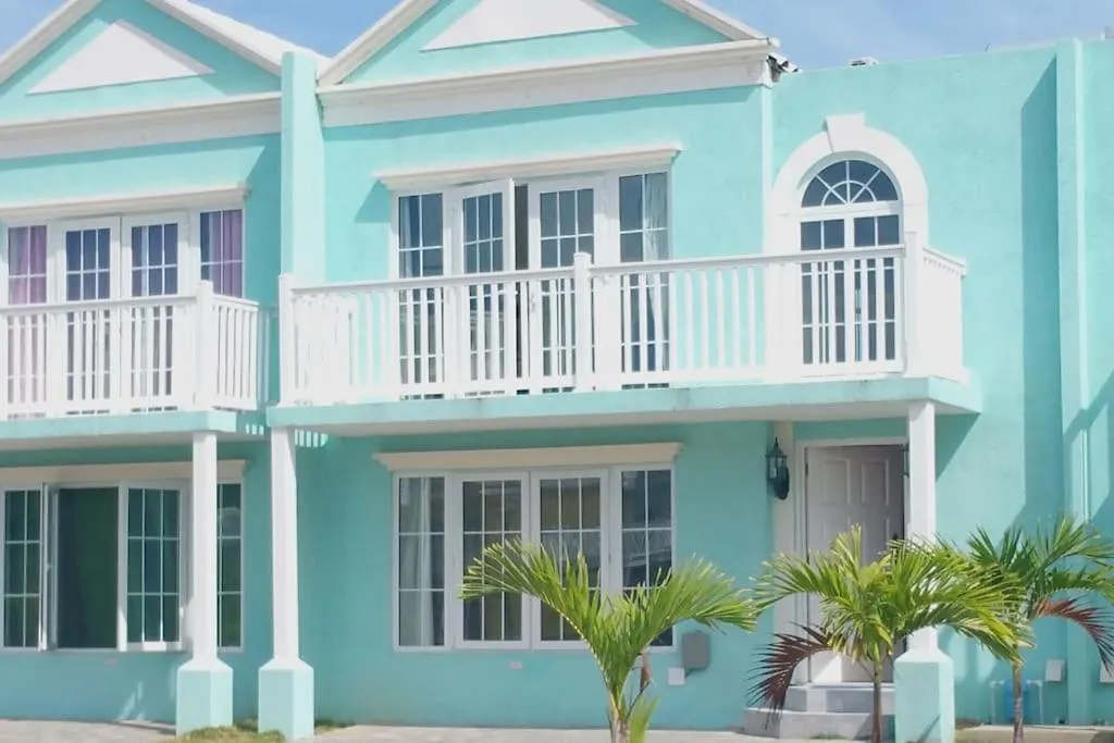 Townhouse By The Bay, Little Bay Country Club ,Negril Villa Orange Bay